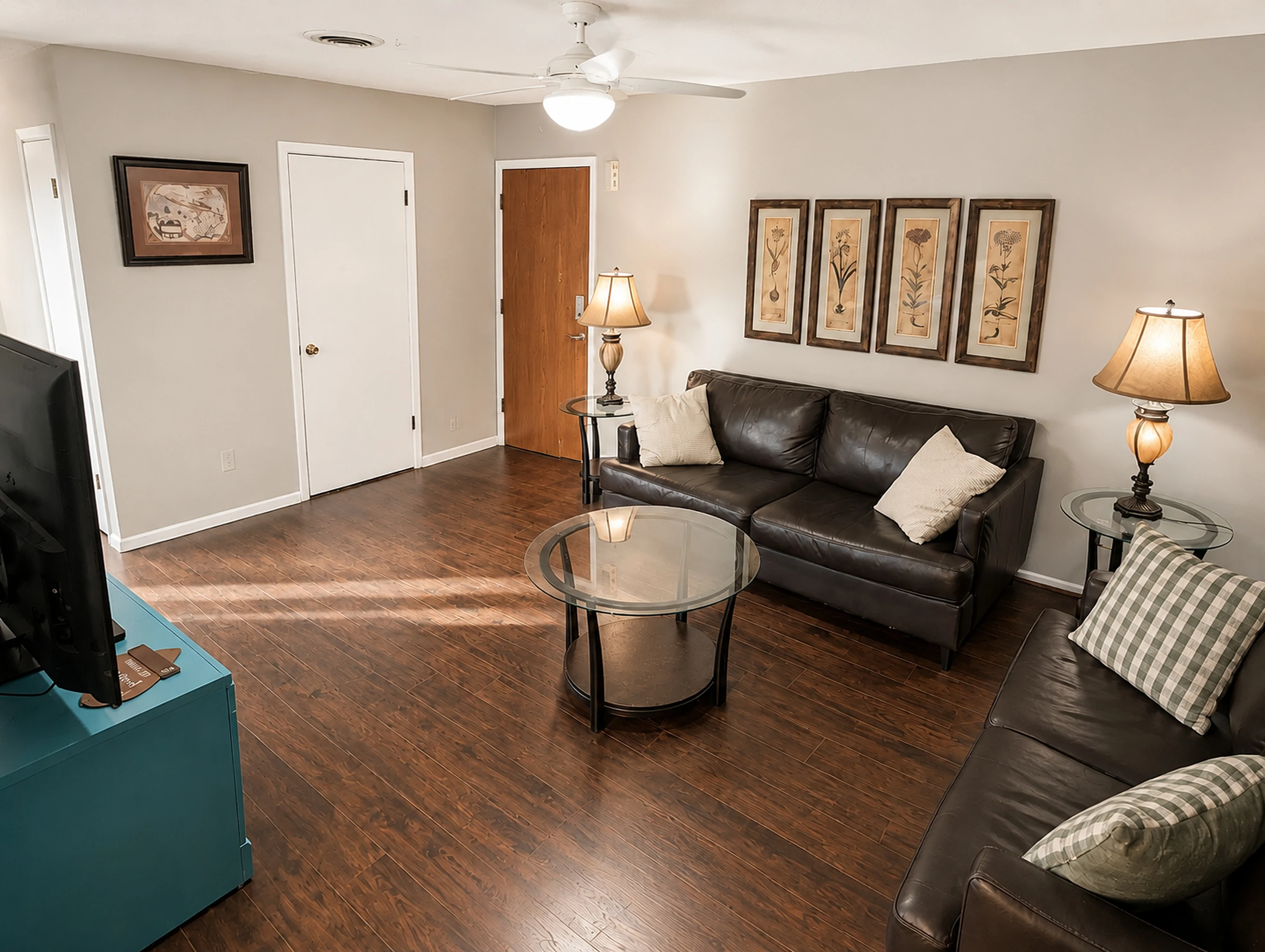 Apartment 2006 D interior view 13